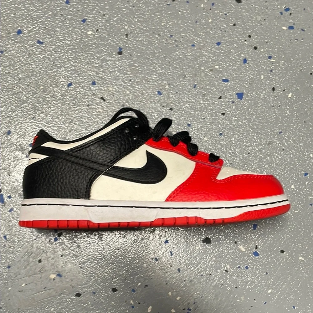 Nike Kids Sneakers in White, Red, and Black
